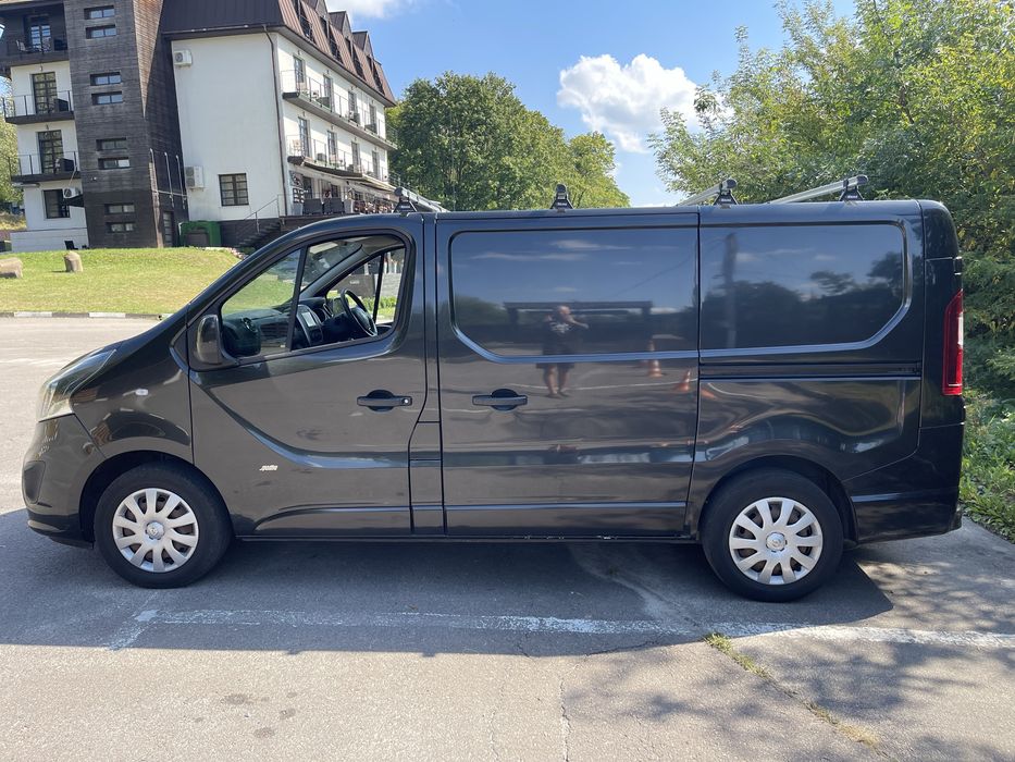 Разборка Опель Віваро Виваро Трафік 3 Opel Vivaro запчасти запчастини