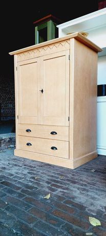 Komoda wysoka highboard drewniana rustykalna wiejska pini