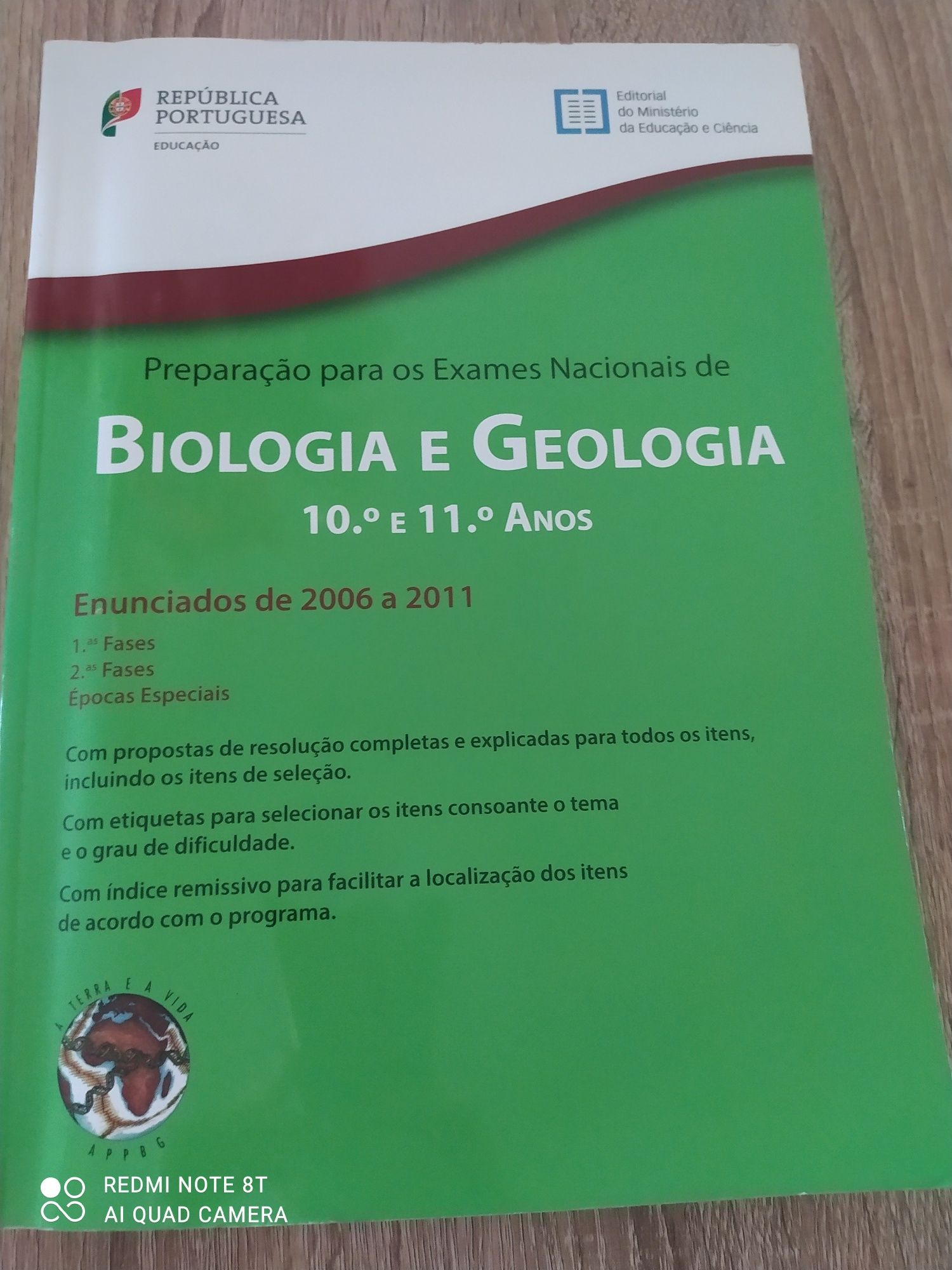 Livro exames biologia e geologia 10 e 11 ano