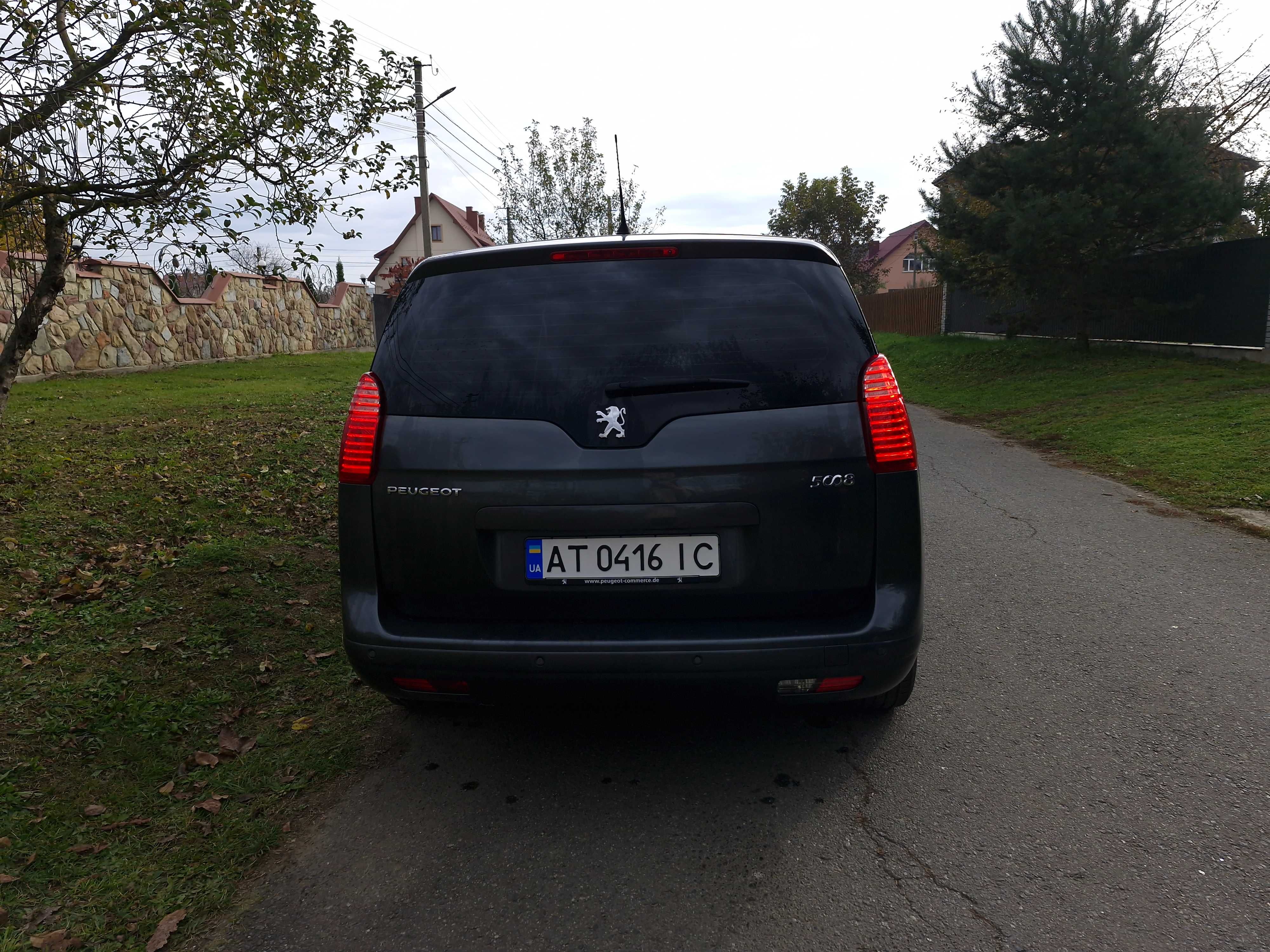 Peugeot 5008 2013