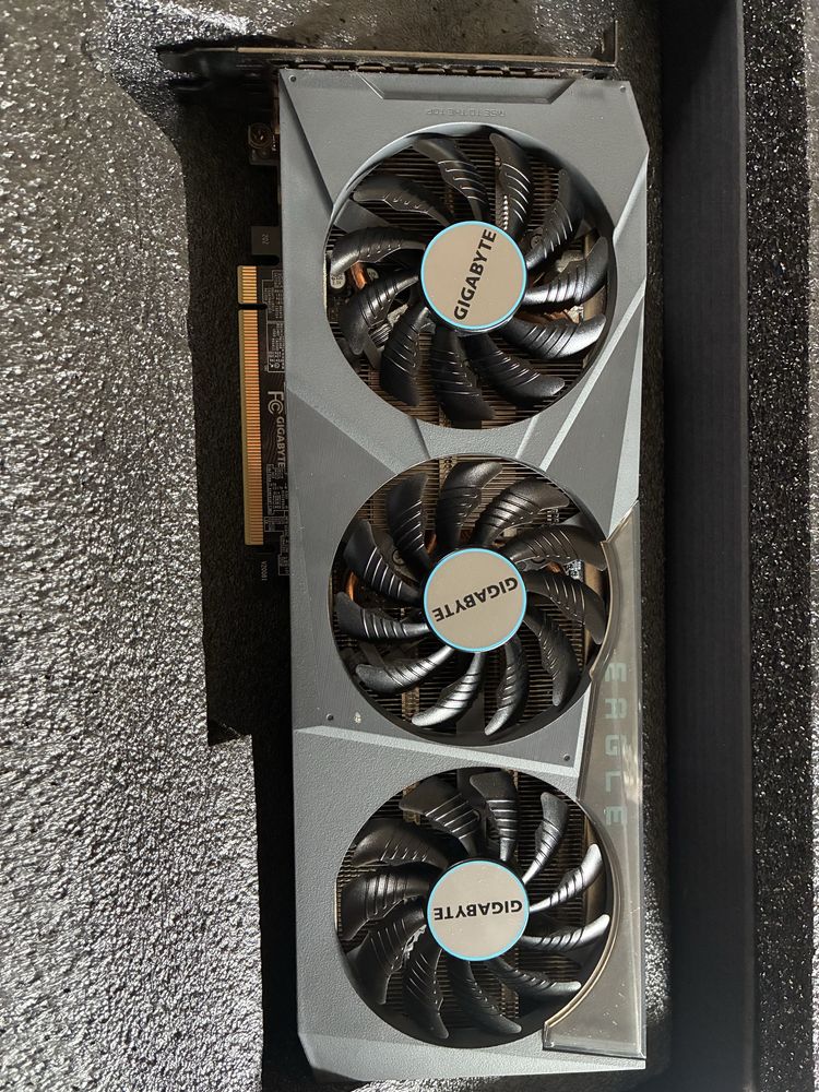 Gigabyte GeForce RTX 3070 EAGLE OC 8GB GDDR6