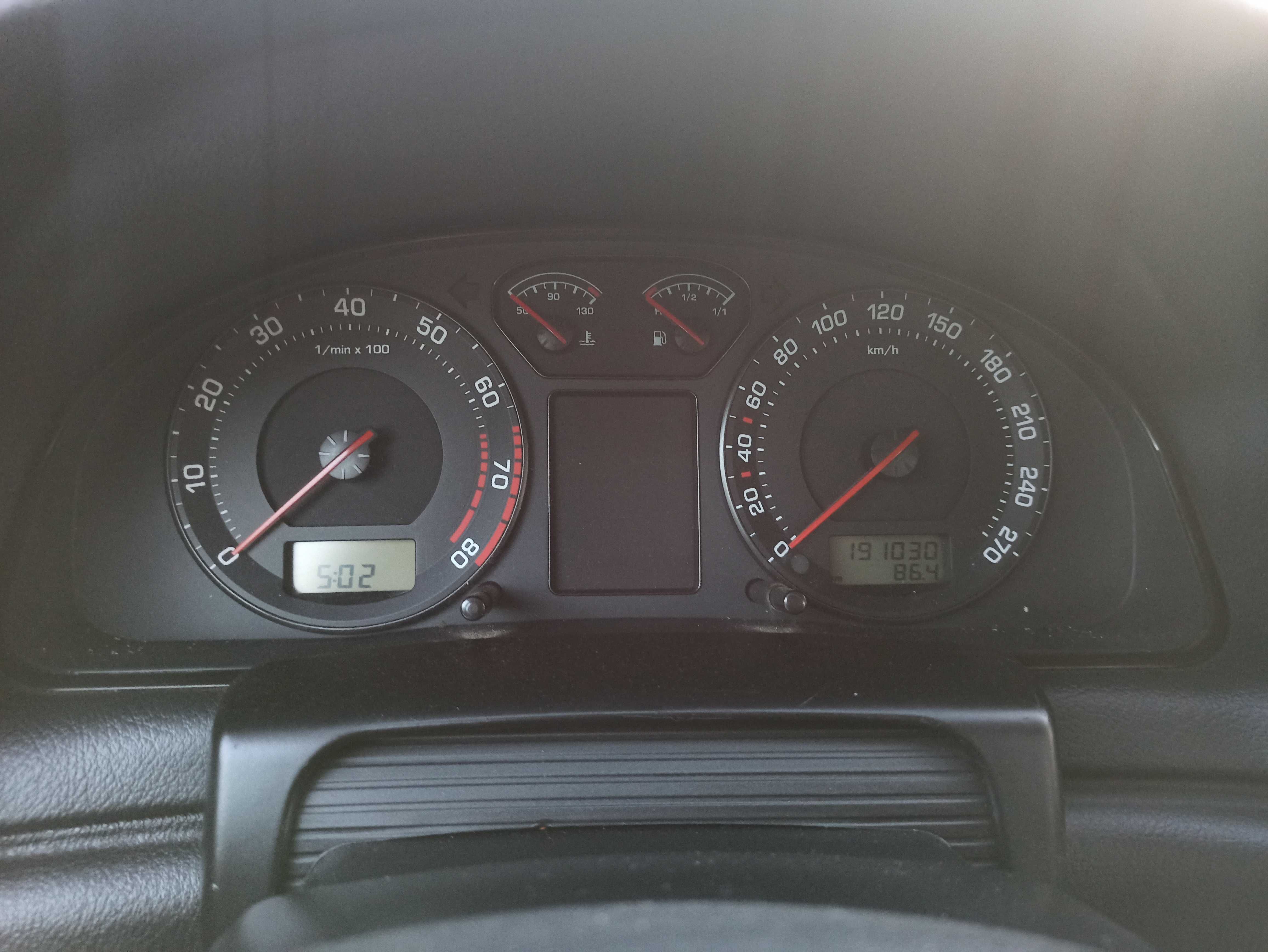 Skoda Superb 1 седан