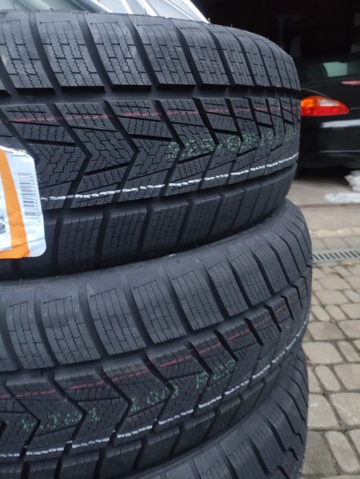 Nowe koła zimowe homologowane pod Toyota CH-R chr 225/50/18 z czujnik