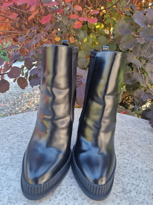 Czarne botki kozaki Zara 40 na szpilce eleganckie modne