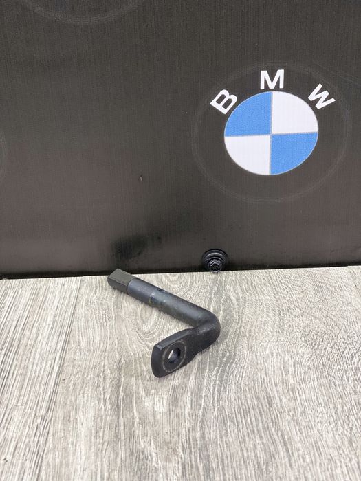 Ківачка  БМВ Е38 Е39 Е46 Е53 Е60