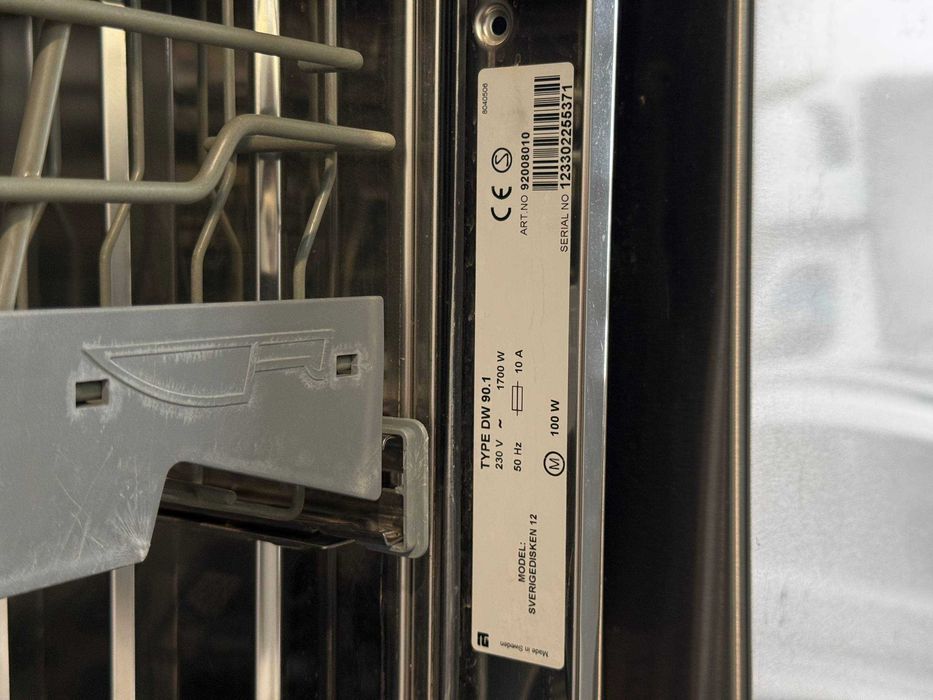 Посудомийна машина б/в Cylinda Розмір: 60/60/60 Вмонтована #07445