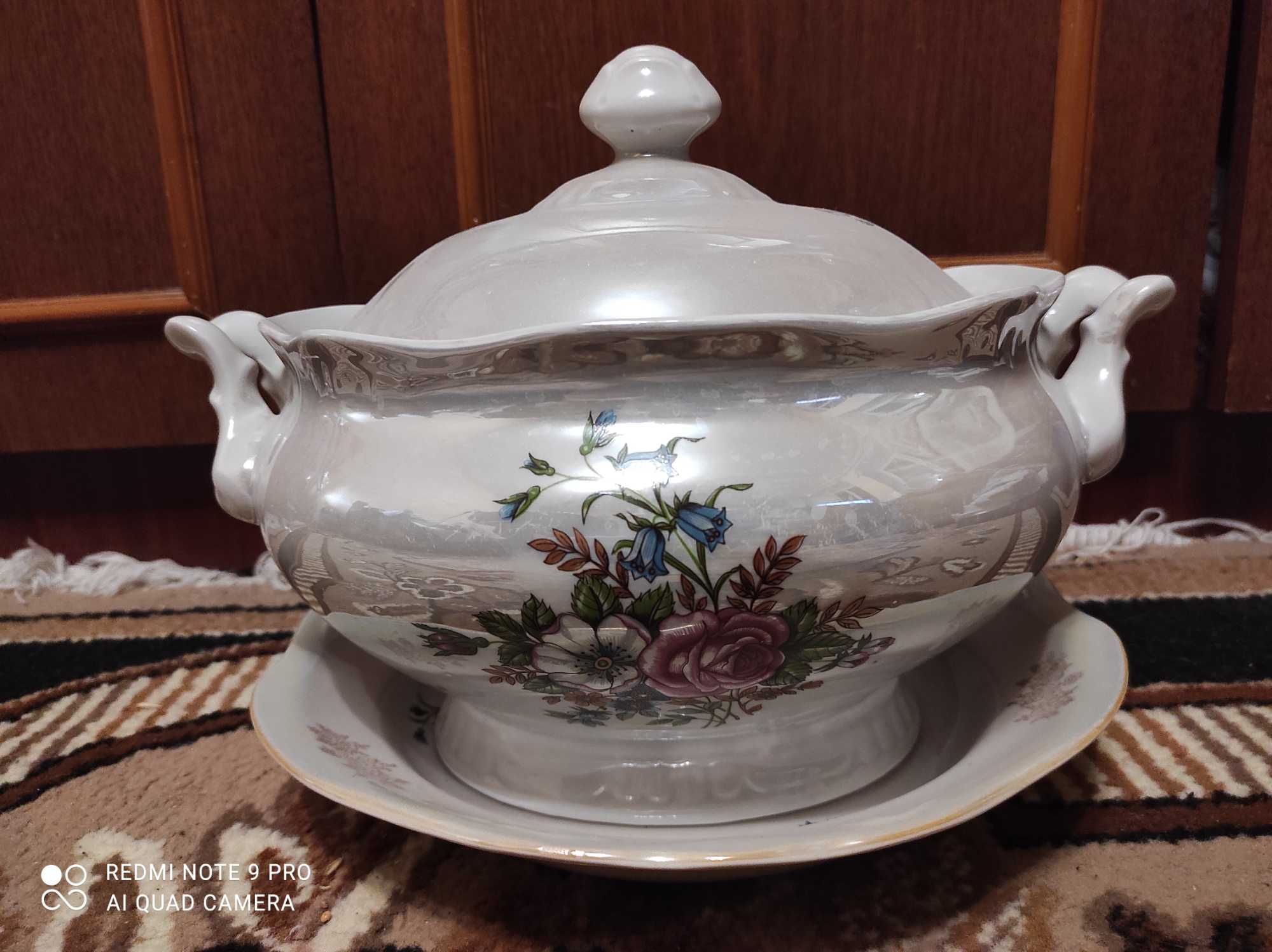 Сервиз ссср Колобок , супница и др.