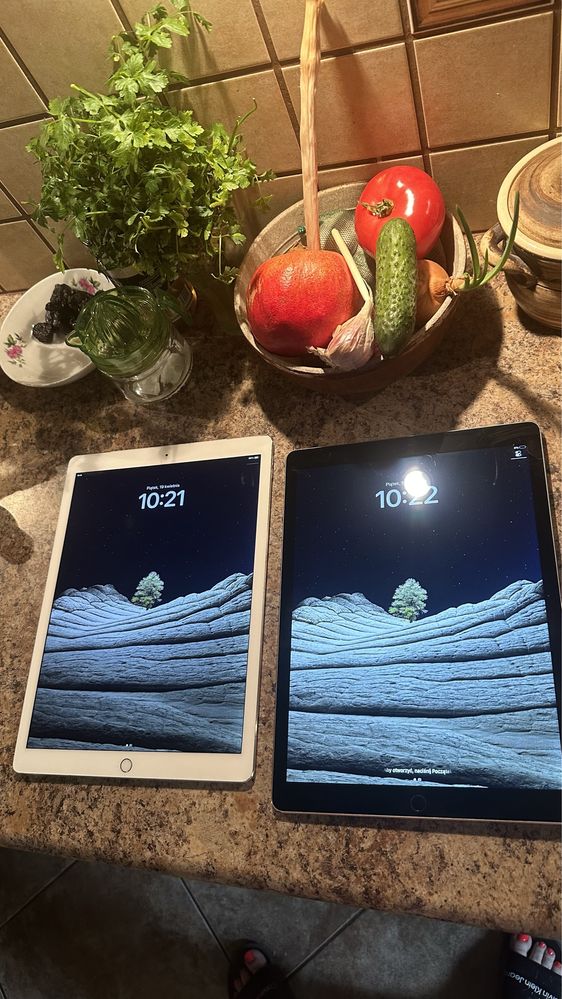 Tablet iPad Apple PRO 12.9 cali —128GB — biały - TOUCH ID - PROCREATE