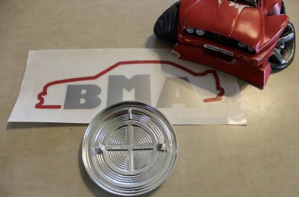 BMW E30 E28 Tył Emblemat Na Klapę Bagażnika Nowy Orginał BMW