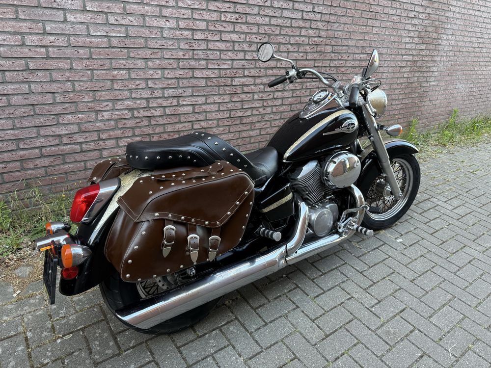 Honda Shadow VT750 ace