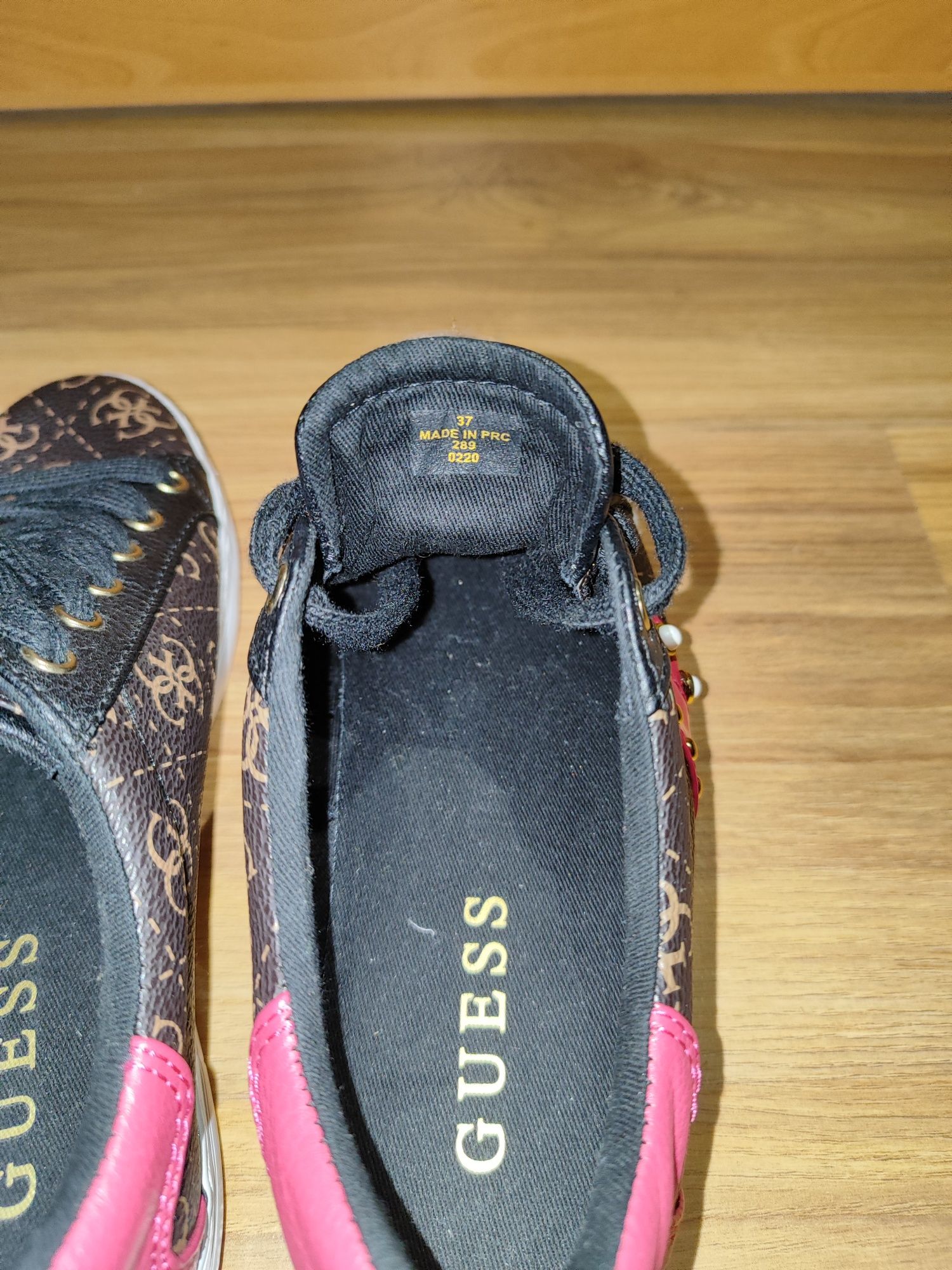 Guess Sneakersy Grassey5 FL7GR5 FAL12 Brązowe