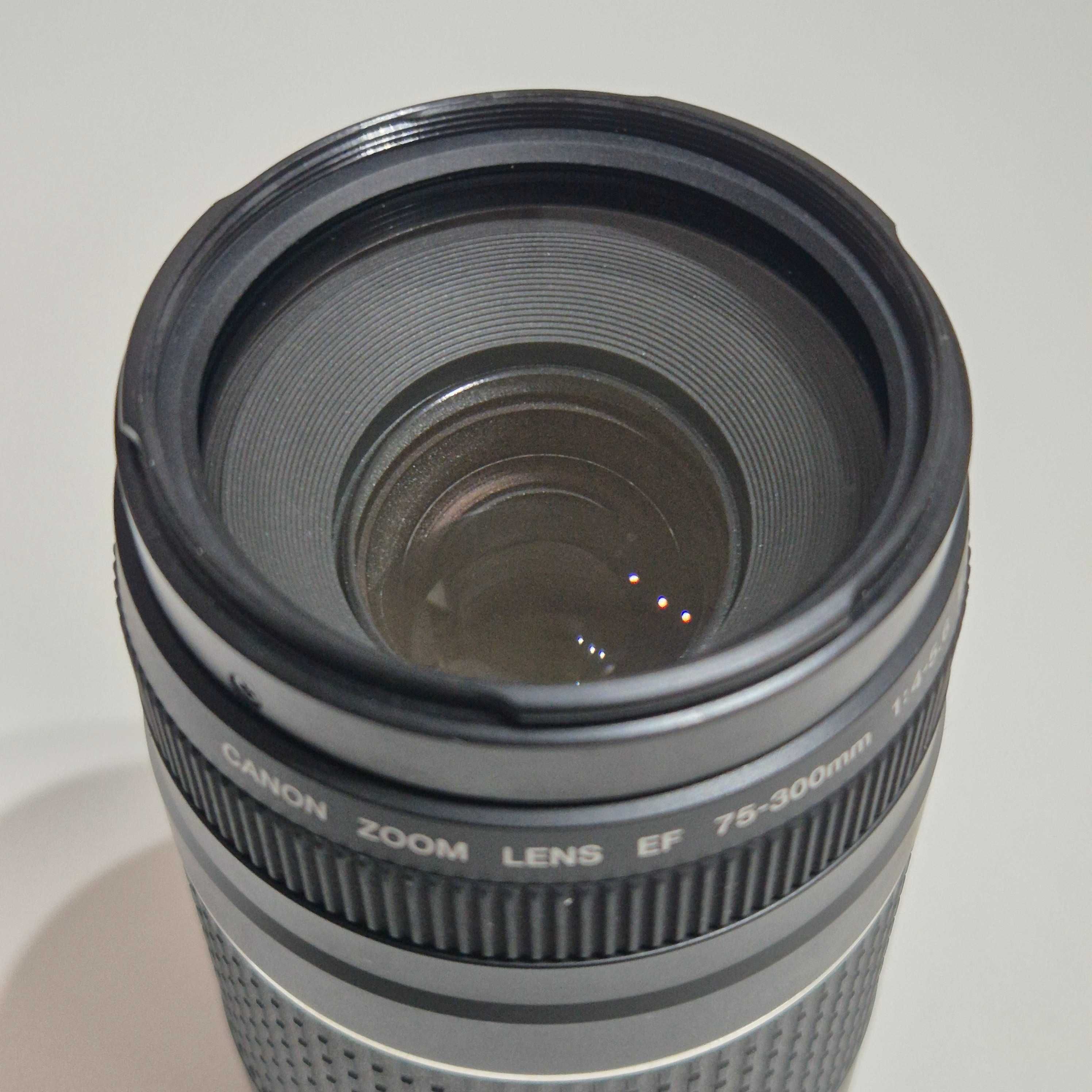 Canon EF 75-300mm 1:4-5.6 III como nova com caixa.