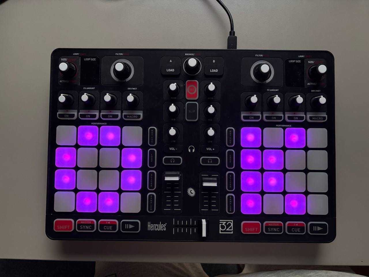 Kontroler Hercules P32 DJ