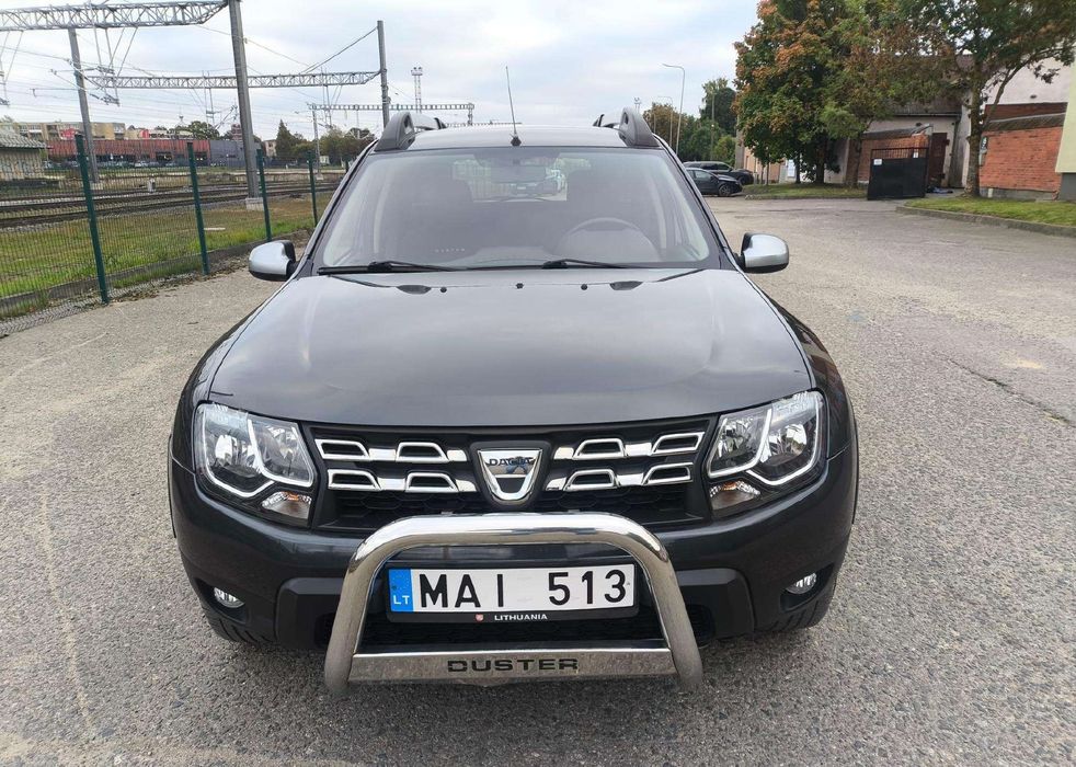 Продаю Dacia Duster 1.2 2015 року