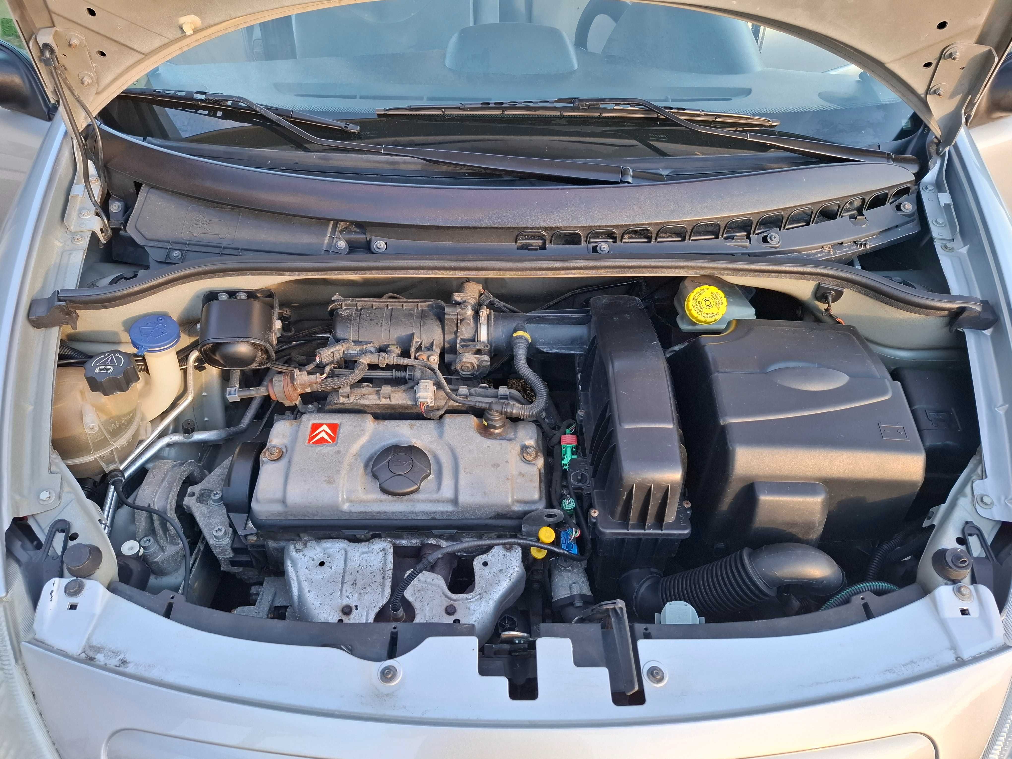 Citroên C 3 1.1 SX PACK apenas 155mil kms A/C