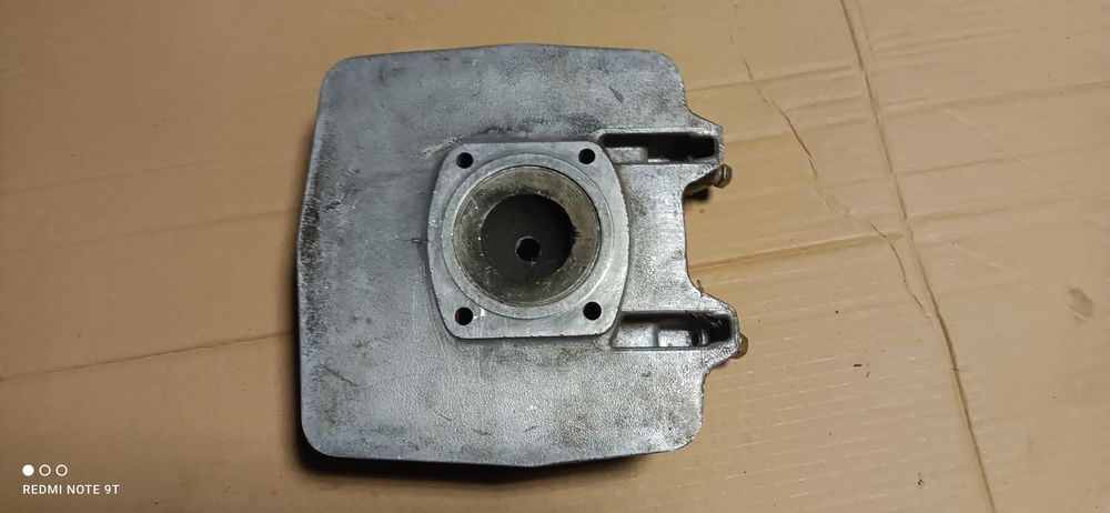 Używana oryginalna Głowica MZ TS 250 5 B cześć silnika