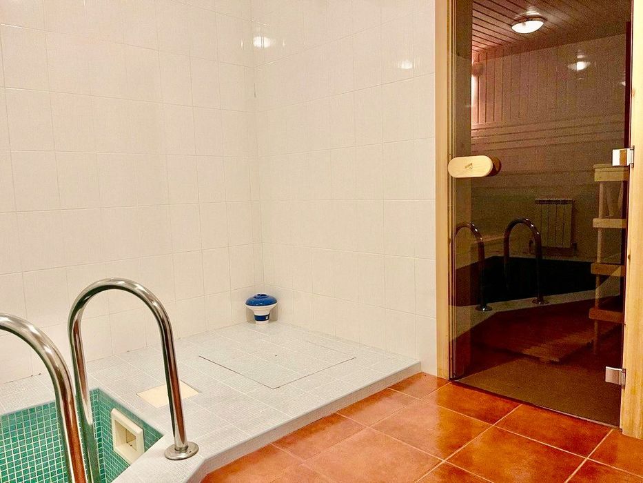 Козин. КГ Сосновый Бор. 520 м2. Новый ремонт! 20 соток в лесной части!