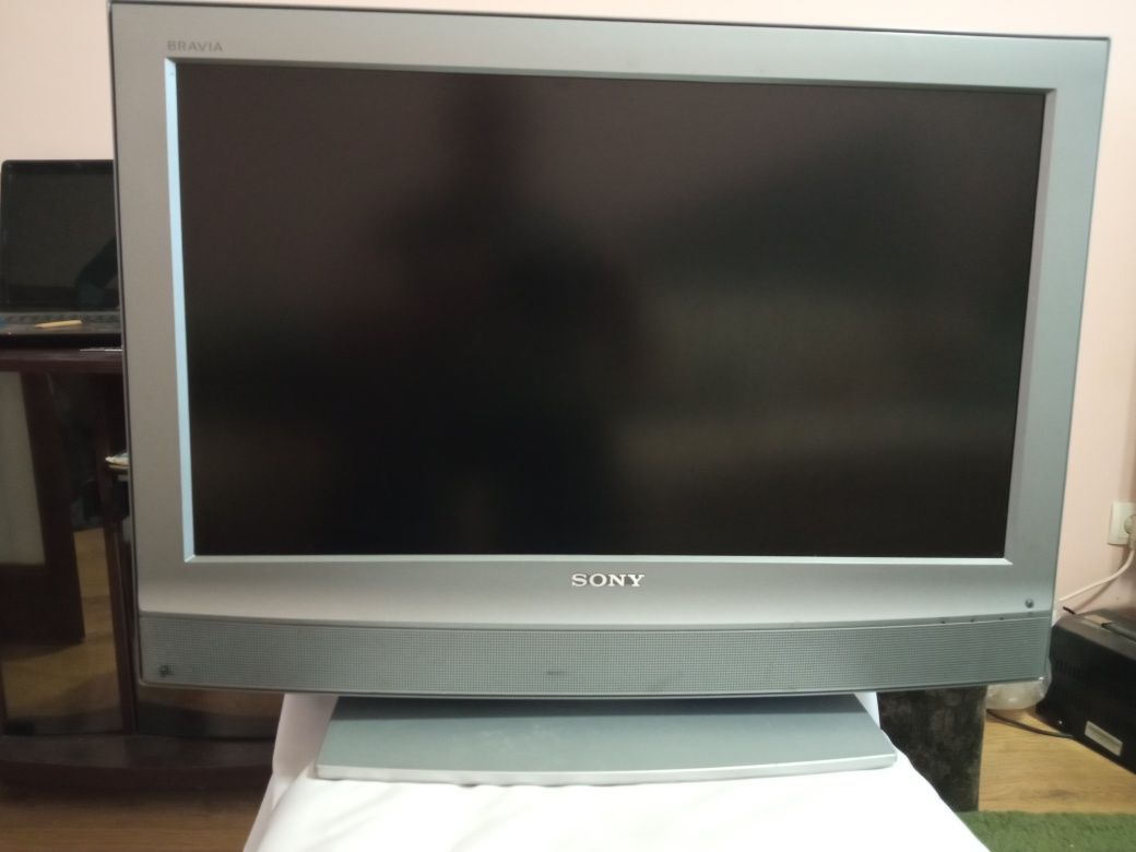 продам телевизор SONY bravia KDL 26U2000 в отличном состоянии.