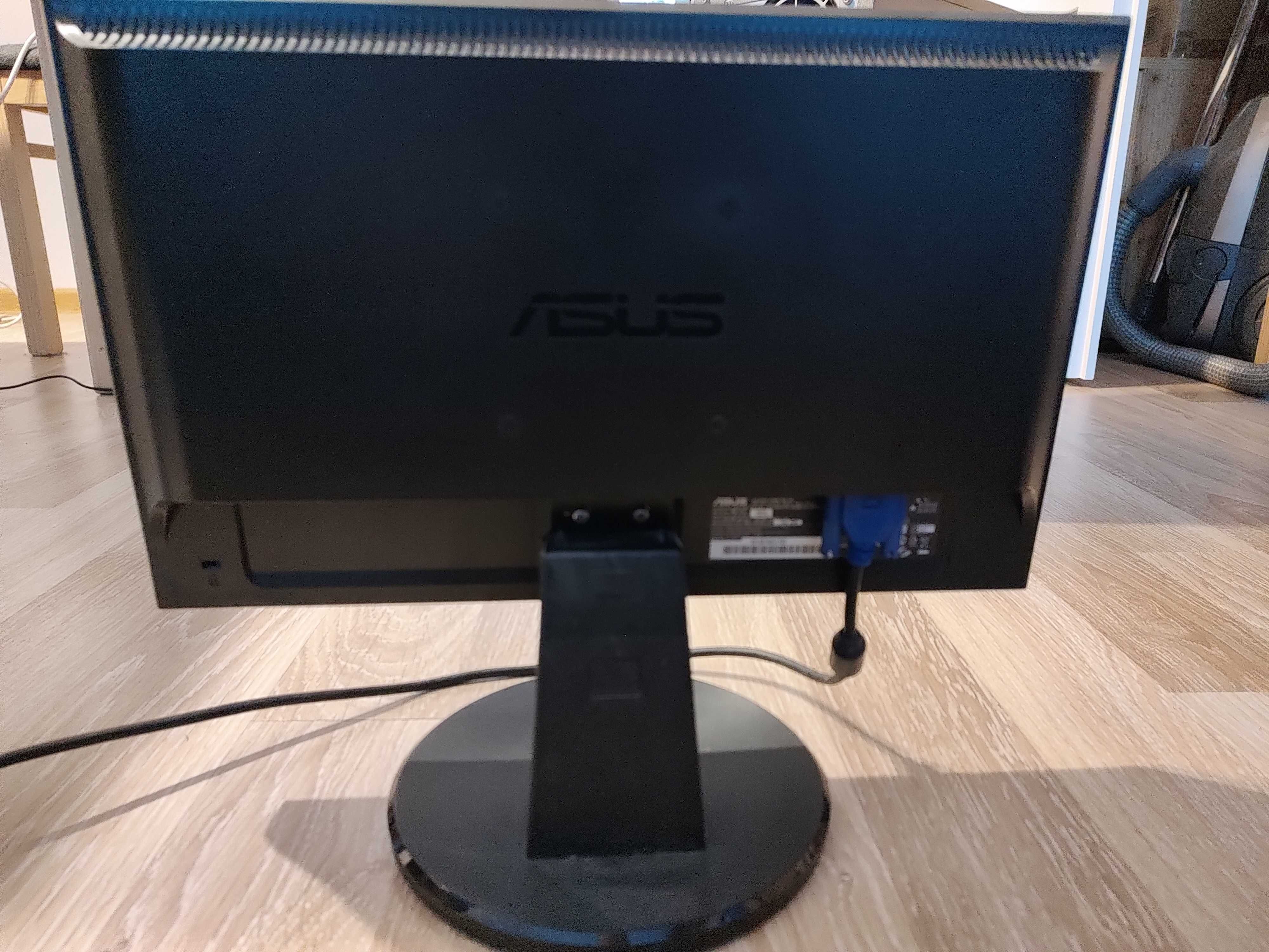 Monitor Asus VW161D