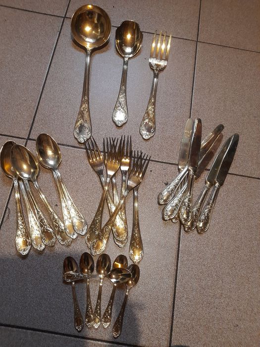 Набор столовых приборов Италия.