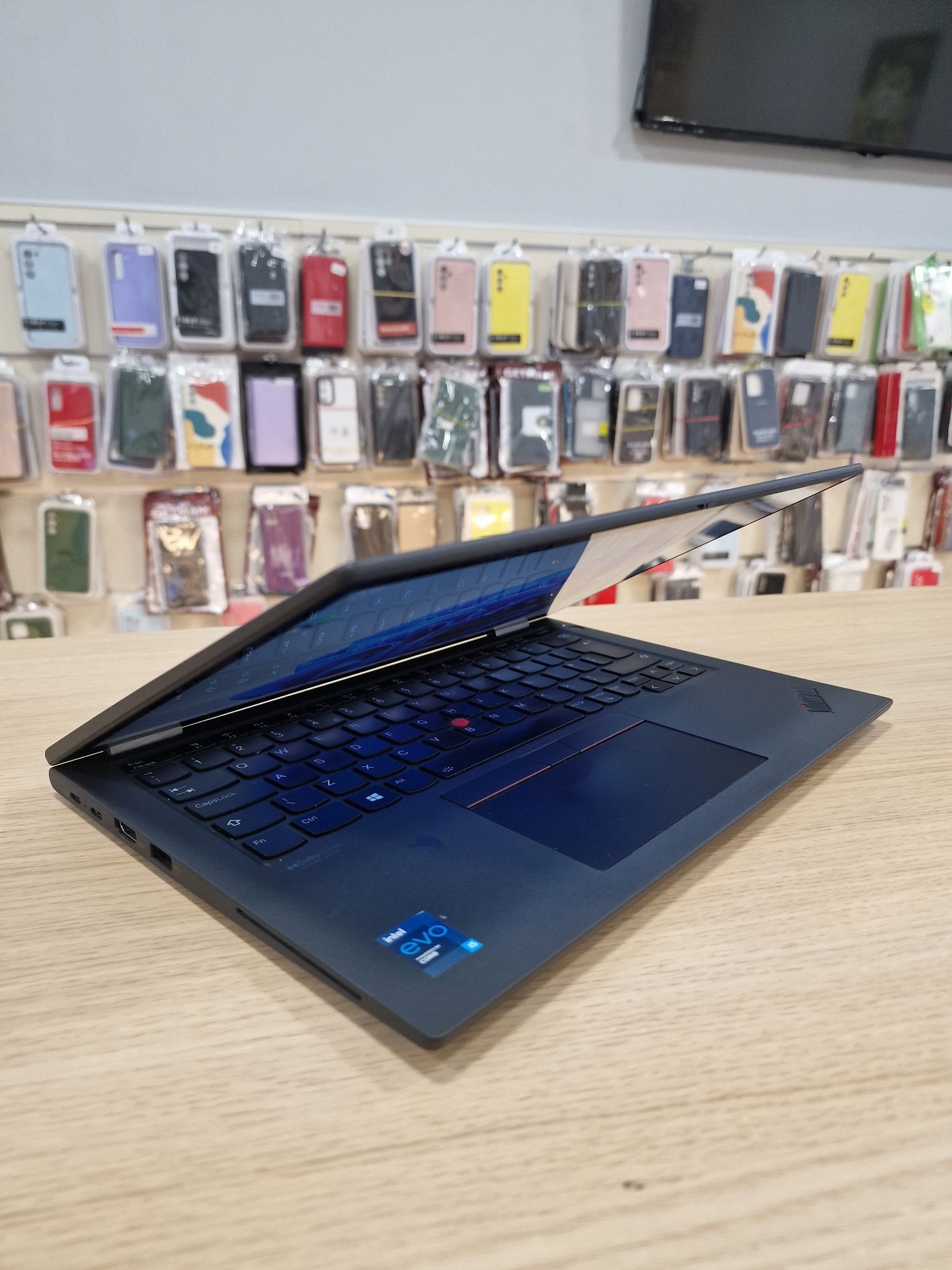 Ультрабук ThinkPad x13 Yoga Gen2 /i5 11gen/8/ssd256/Sensor