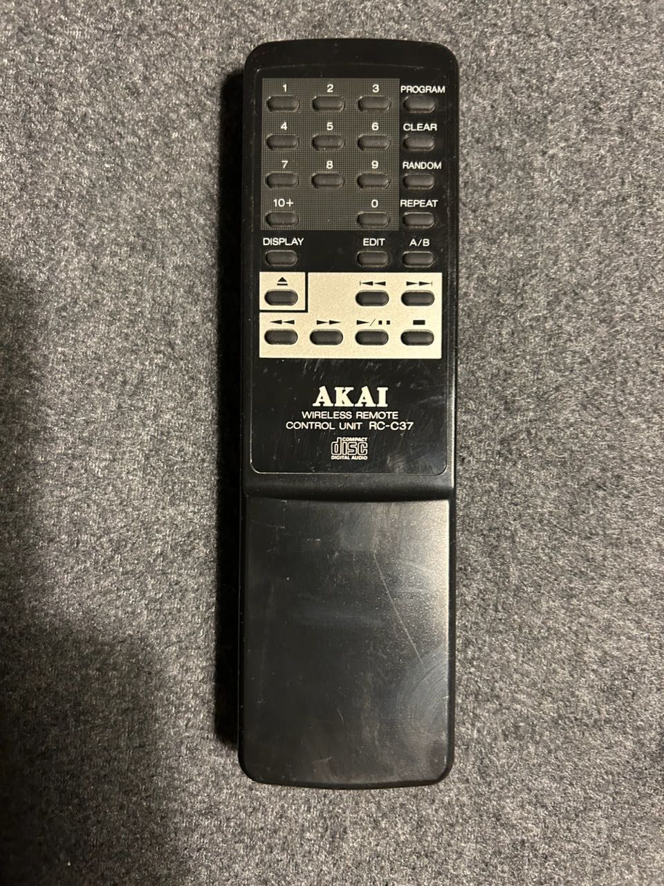 Akai RC-C37 oryginalny pilot np do Akai CD-55