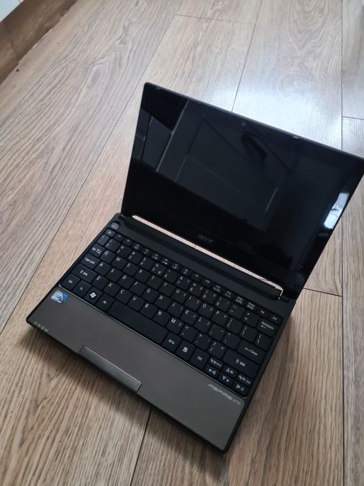 Acer Aspire One 10" Windows 7 500GB 1.66GHz 2GB RAM