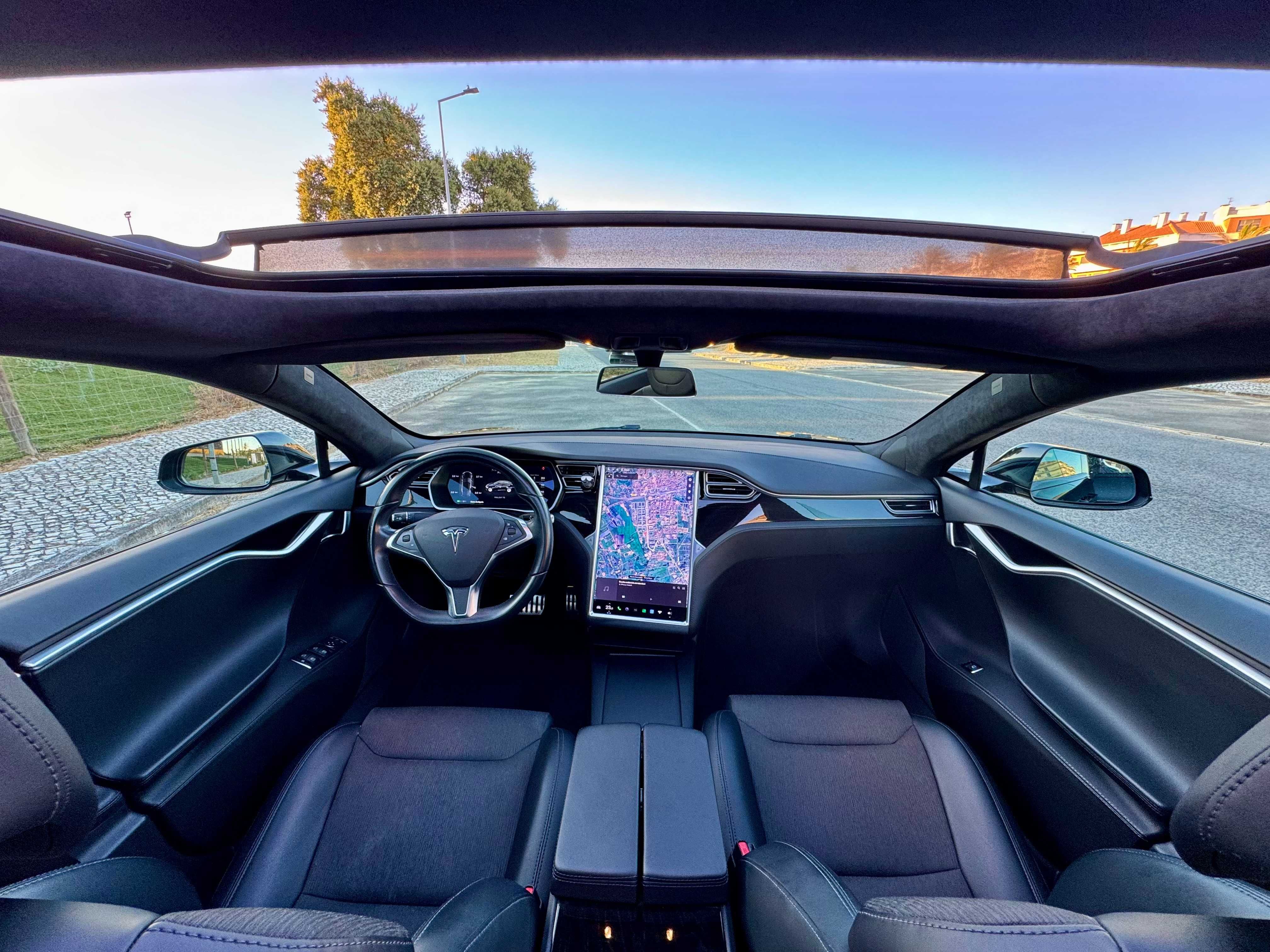 Model S 75D - Supercharger Grátis - Autopilot Pago - Panorâmica
