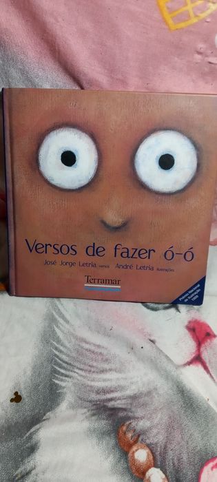 Versos de fazer ó ó. Oferta 3° livro