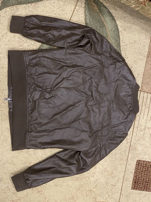 Шкіряна куртка, кожанка leather