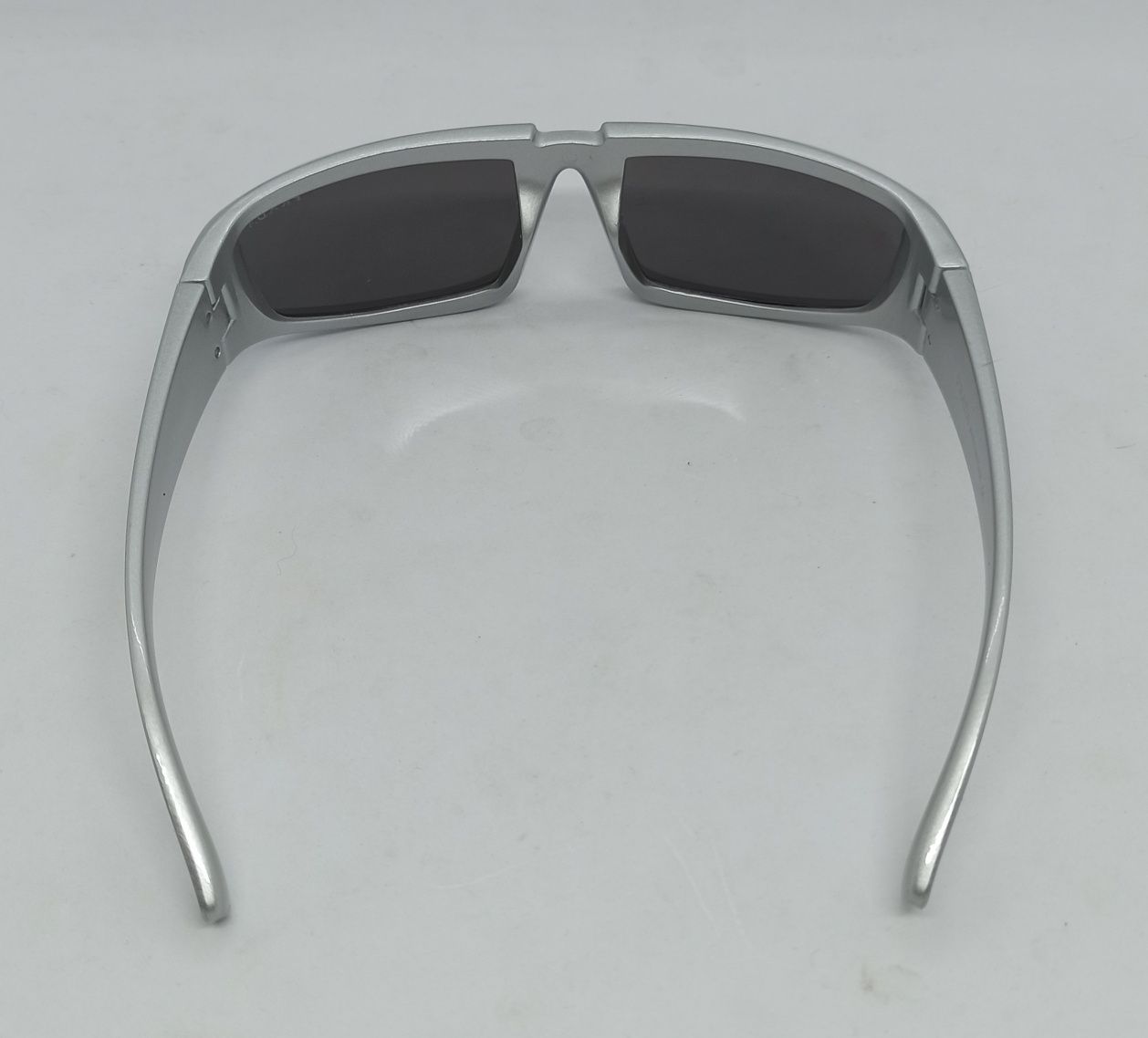 Брендовые очки унисекс серые линзы серый металлик зеркальн узкие панк