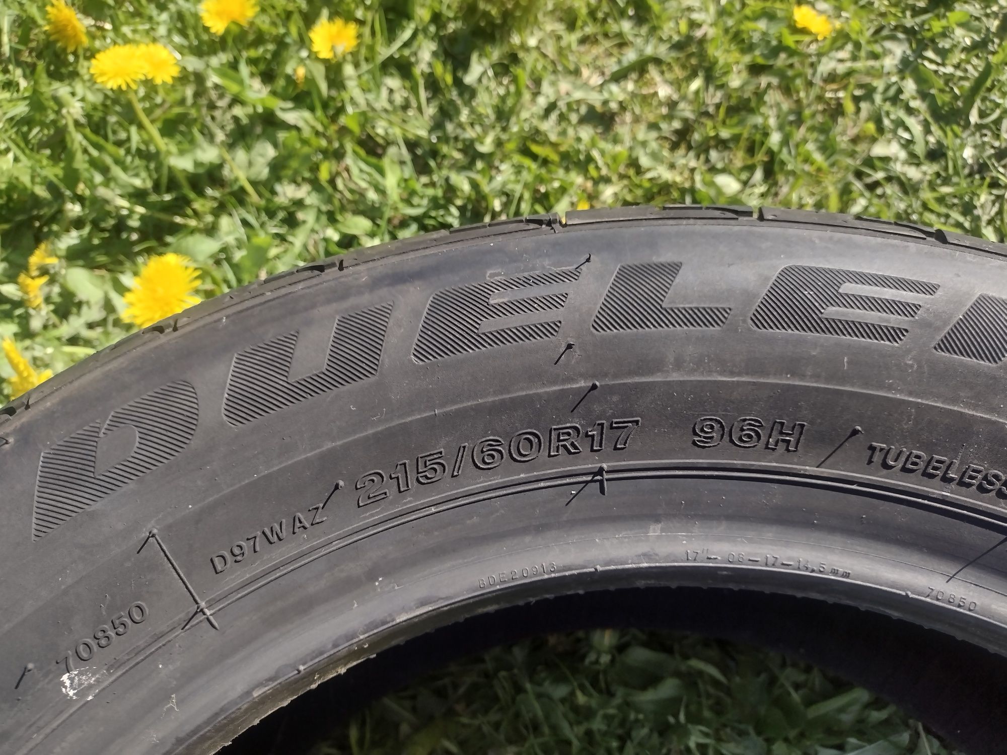 Opony Bridgestone 215/60r17 96H