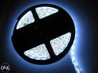 Fita led 5m 5050 smd branco frio 300leds à prova de água
