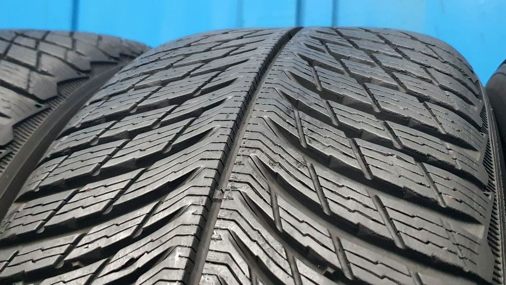 4 x 235/50 R19 Opony zimowe Michelin ! Zapraszam