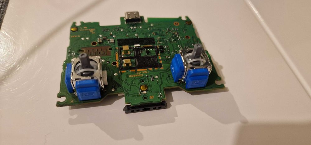 Pad  kontroler do playstation 5   ps5  TMR HALL EFFEKT