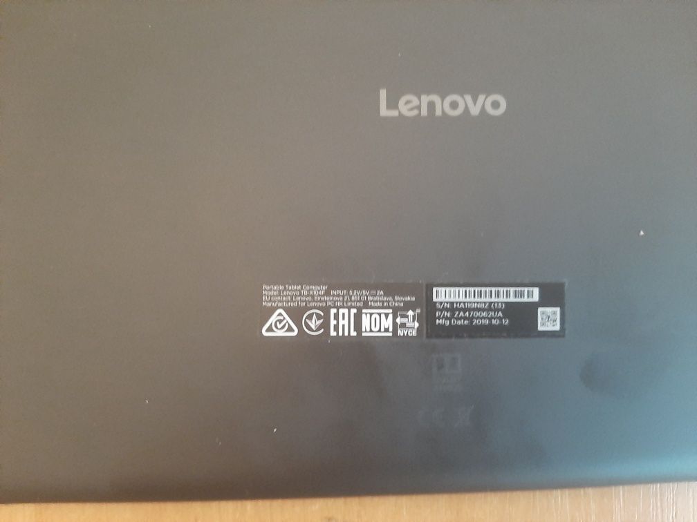 Продам планшет Lenovo Tab E10 TB-X104F