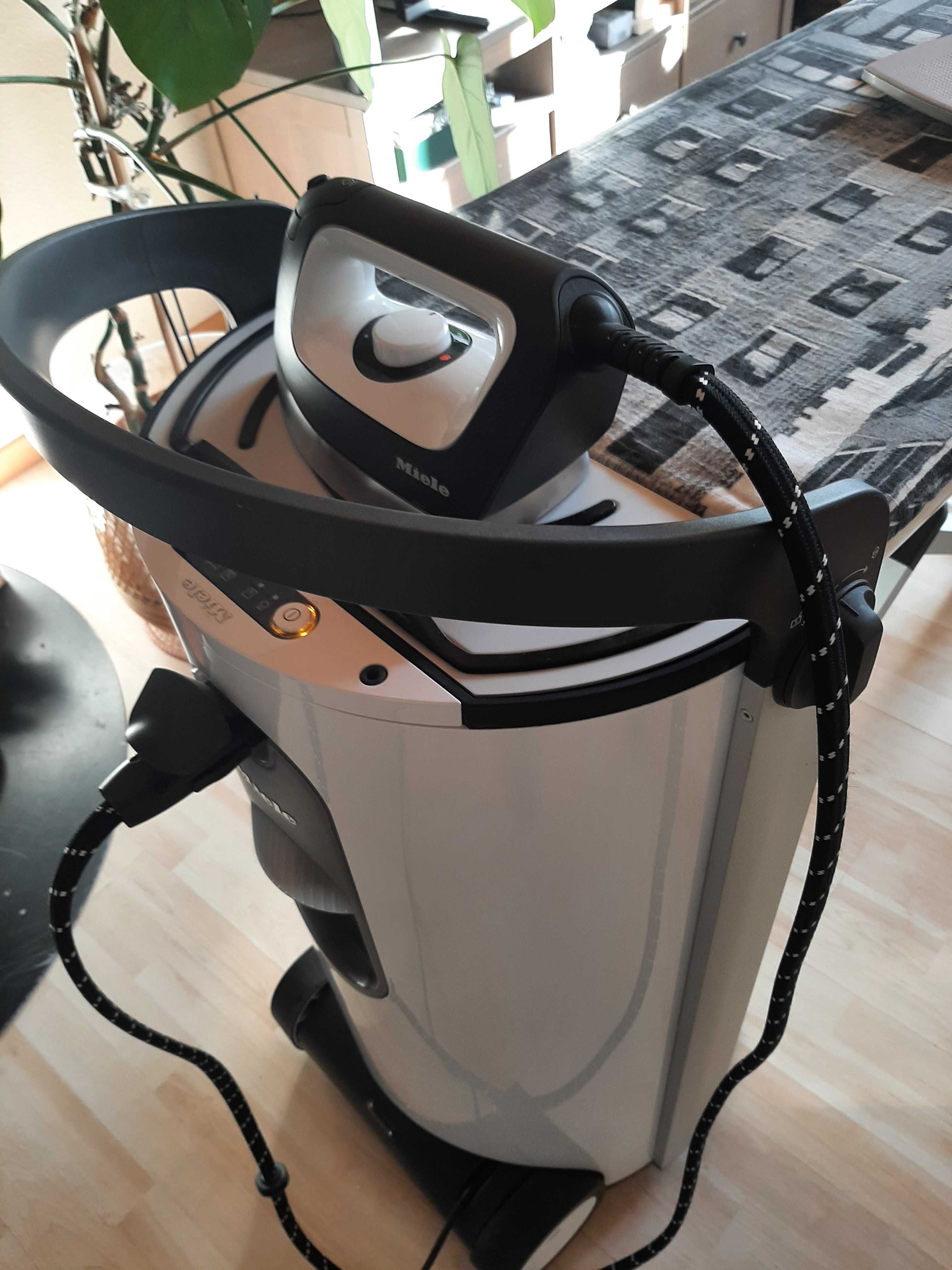Prasowalnica FashionMaster Miele  Miele B28-26 CH