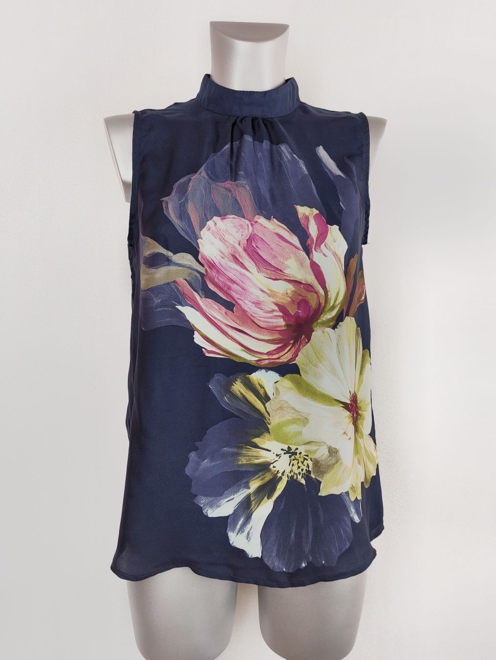 Блуза esprit темно-синяя в цветы шифон женская блузка цветочная
