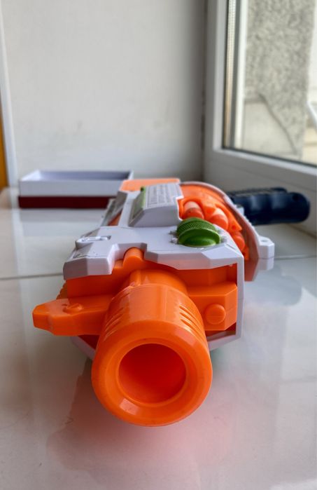 Бластер напівавтомат Barricade rv 10 з батарейками