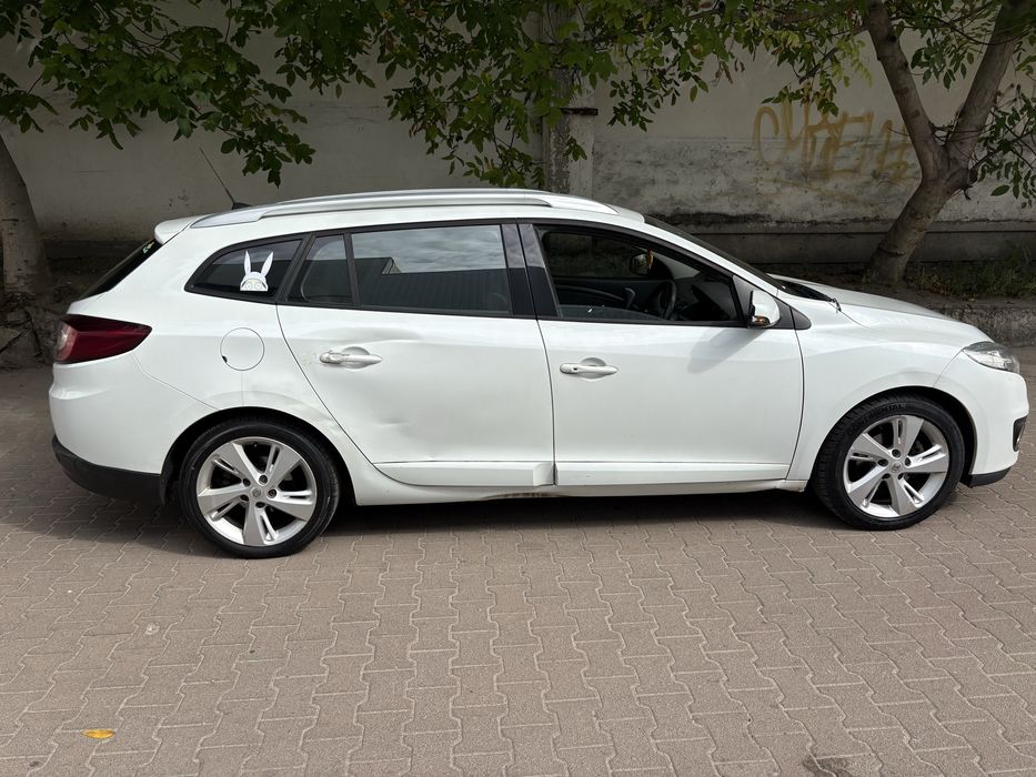 В Житомирі Renault Megane3 1.5d k9k 2013 праве кермо Житомир євробляха