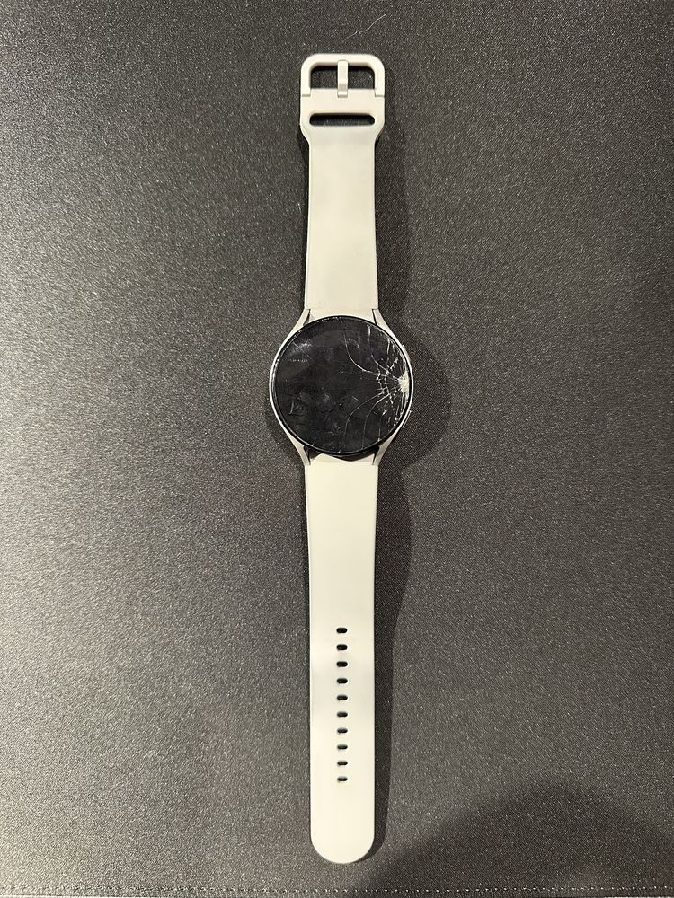 Samsung Galaxy Watch4 44mm