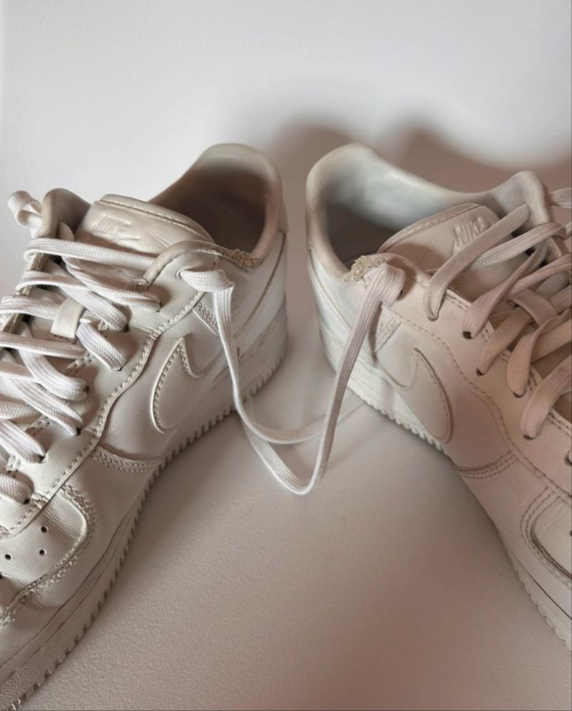 Air  Force 1 ( edição “ Easy to Clean”)