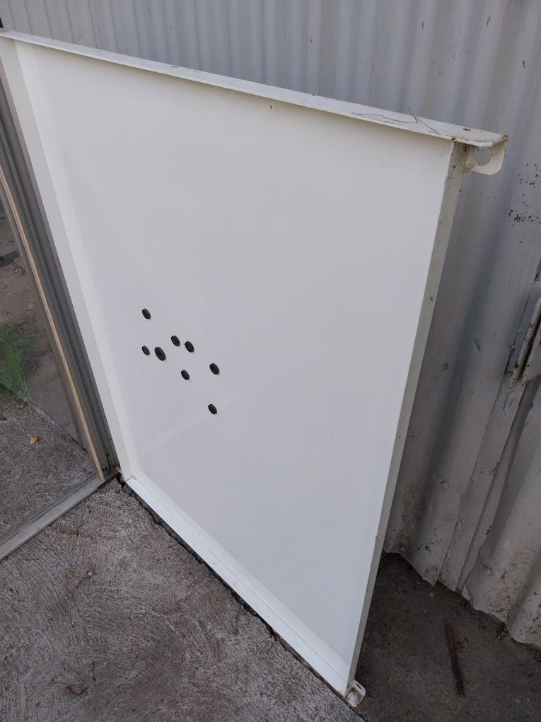 Gablota przeszklona 97x81cm