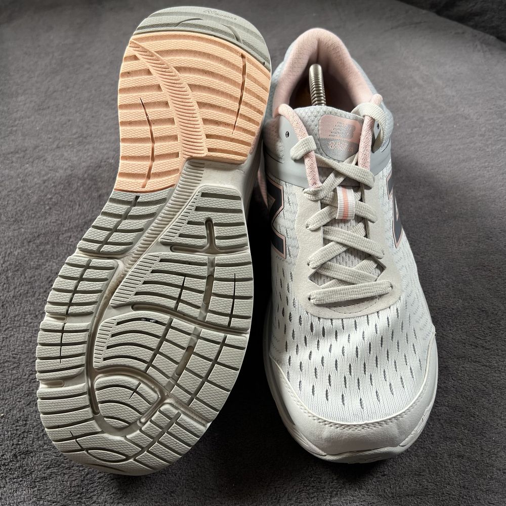 Жіночі кросівки New Balance 847v4. P. 41.5. Ідеал!!!