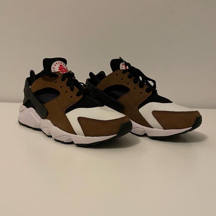 Nike Hurache Brown/White + Meias