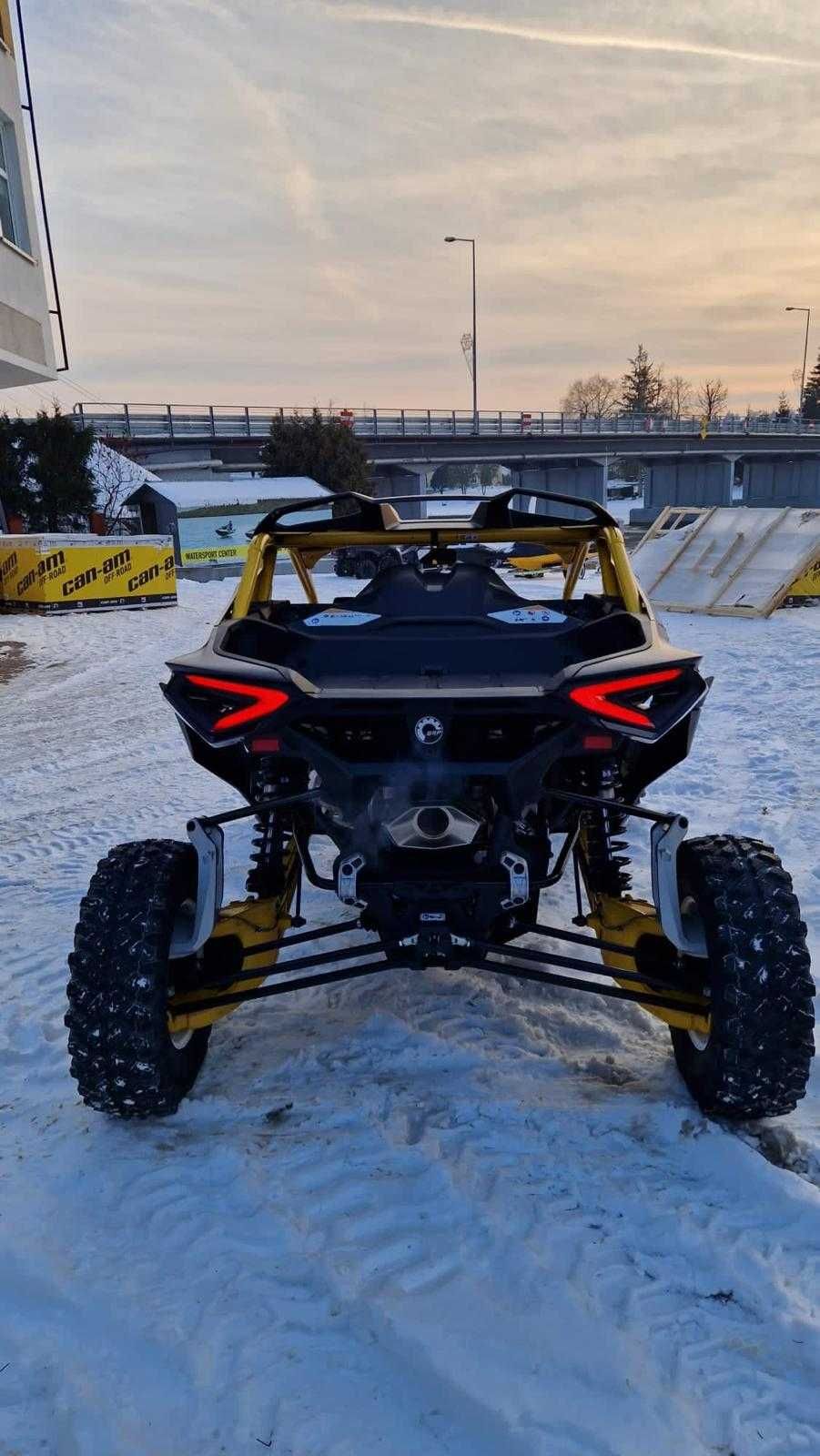 Can-Am Maverick R240 HP Model 2024, Nowy, Zarejestrowany