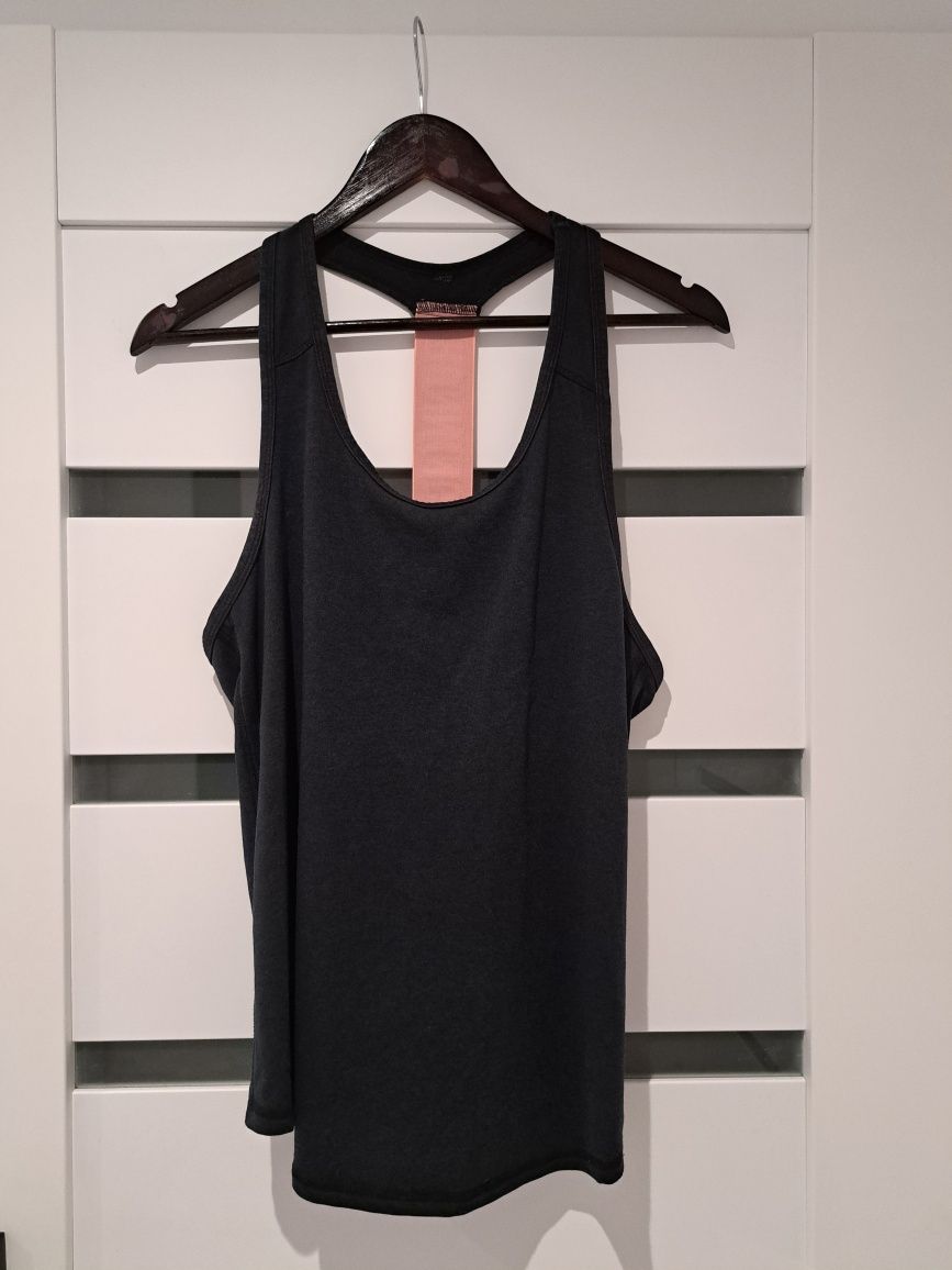 Czarny top sportowy treningowy Sinsay 38 M Czarny