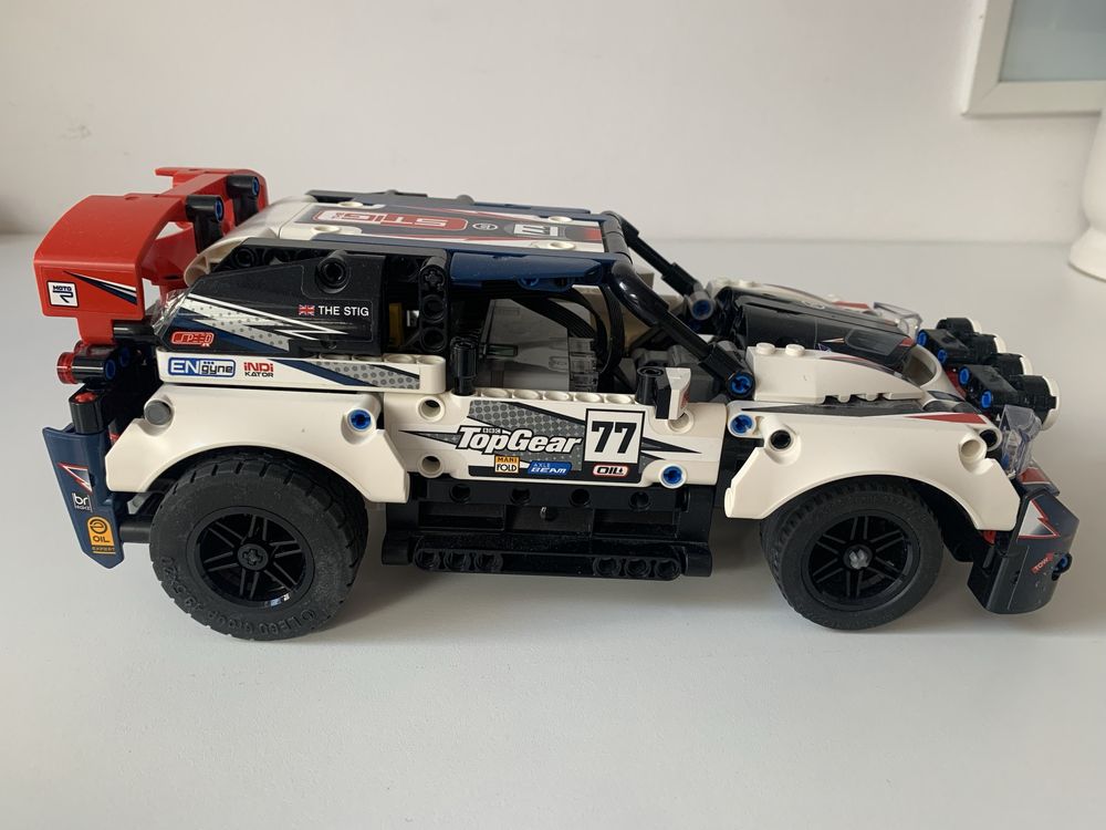 LEGO Technic Auto Wyścigowe Top Gear 42109 z