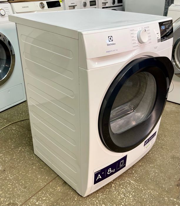 Сушильна машина Electrolux тепловий насос