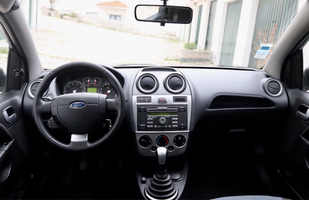 Ford Fiesta 1.25 ST Line Estimado 127mil kms